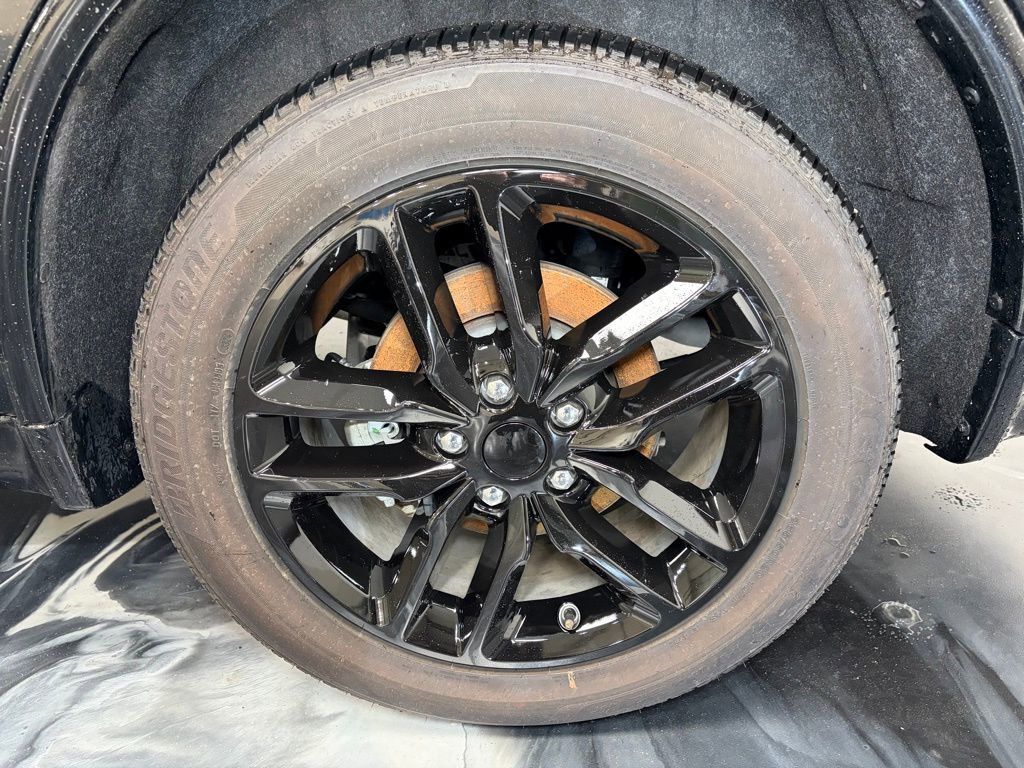 Used 2025 Dodge Durango GT image 24