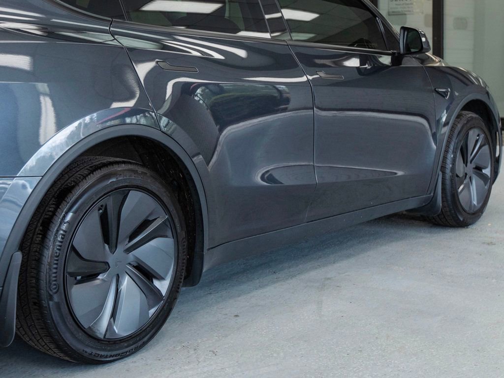 Used 2026 Tesla Model Y Long Range AWD/4WD image 29