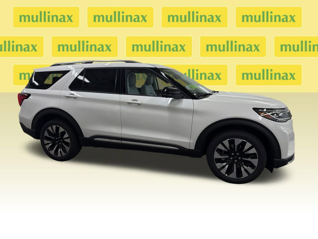New 2026 Ford Explorer Platinum AWD/4WD image 2
