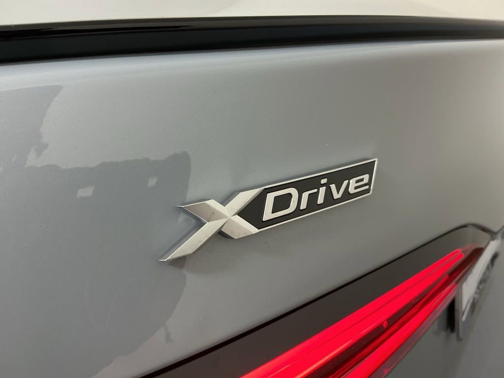 Certified 2026 BMW 540i xDrive w/ Executive Package AWD/4WD image 32