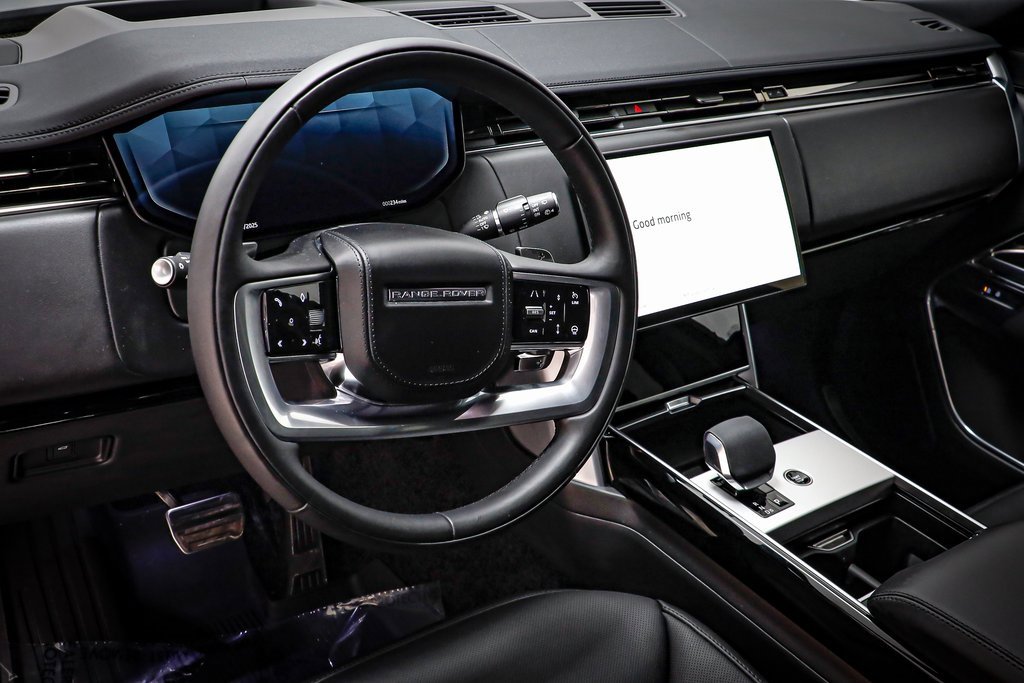 New 2025 Land Rover Range Rover SE image 8