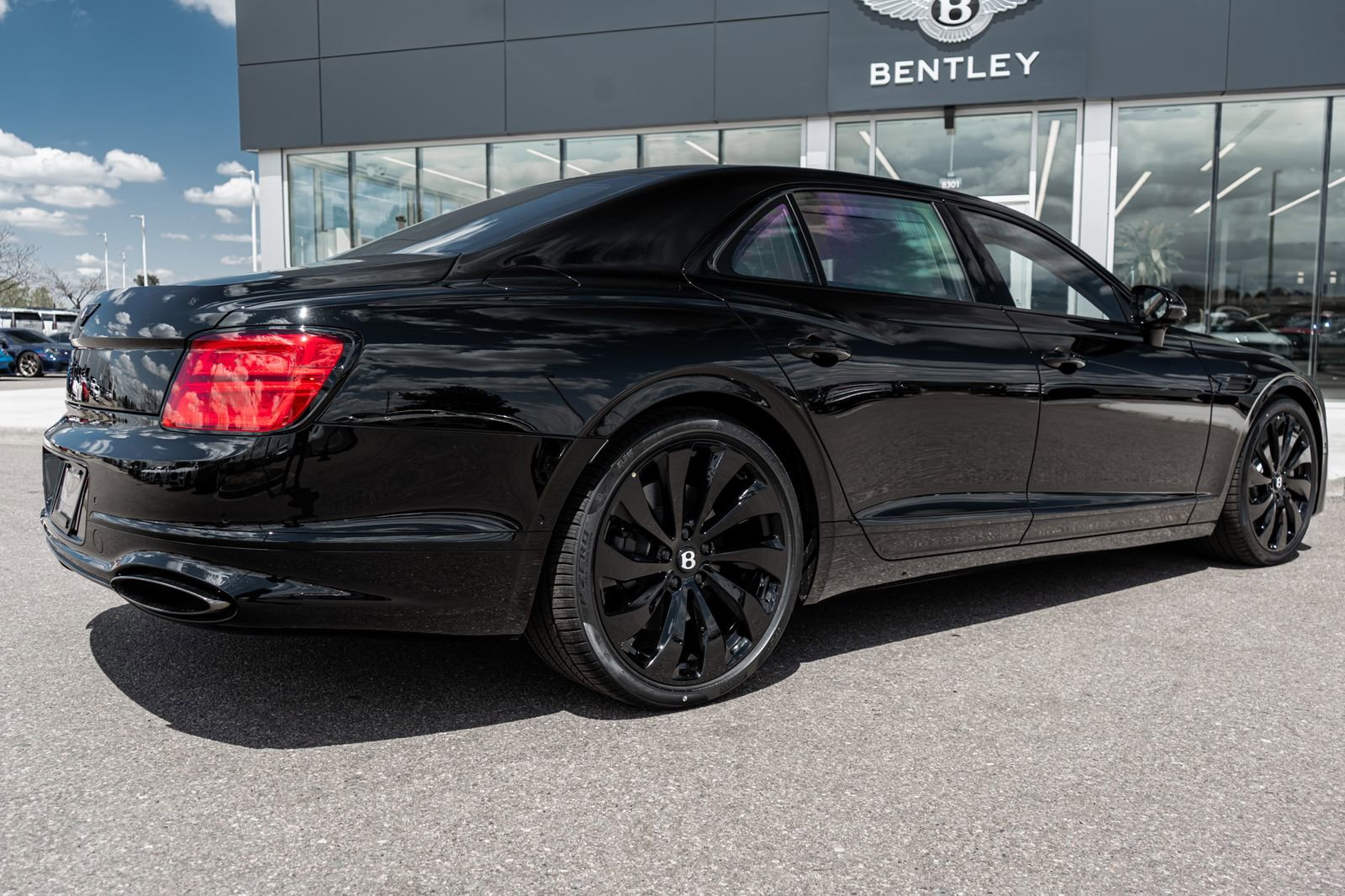 New 2026 Bentley Flying Spur Plug-In Hybrid AWD/4WD image 13