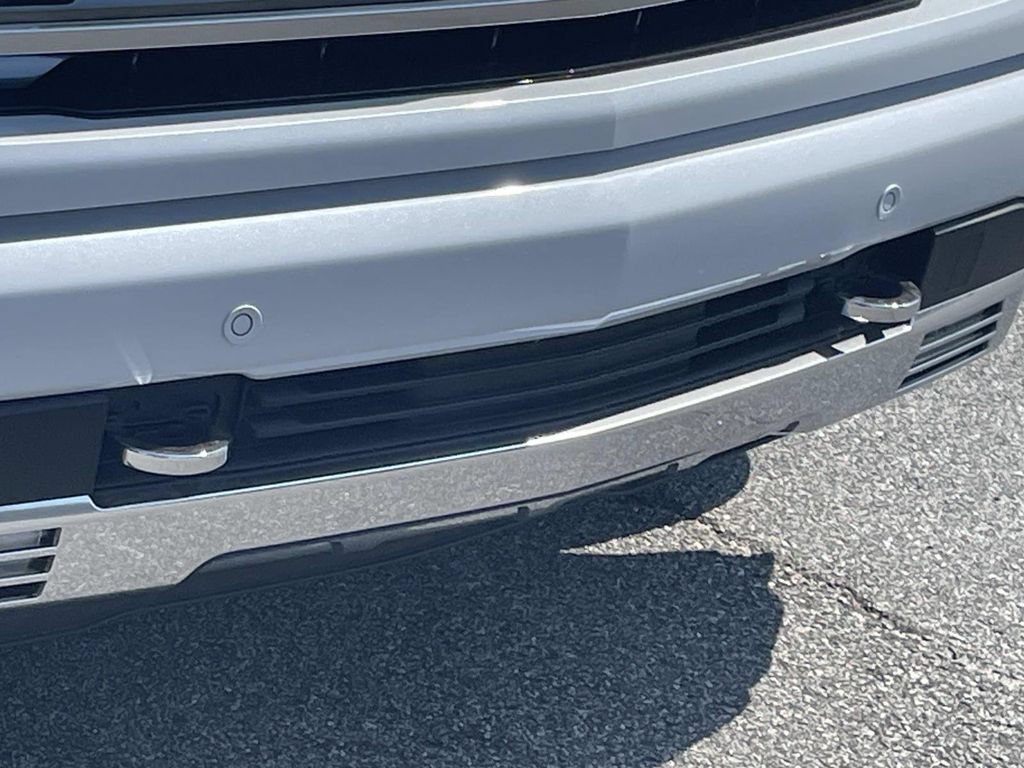 New 2026 Chevrolet Silverado 1500 High Country AWD/4WD image 9