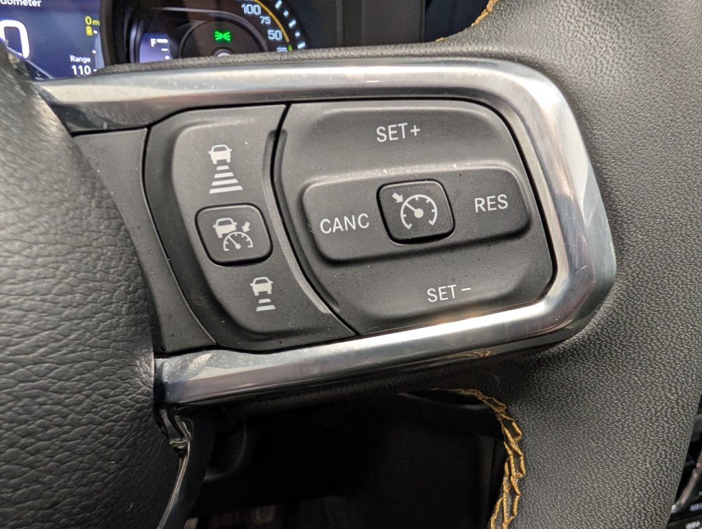 Used 2024 Jeep Wrangler High Altitude AWD/4WD image 16