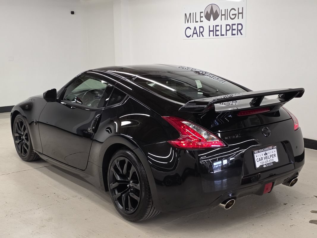 Used 2017 Nissan 370Z Coupe RWD image 11
