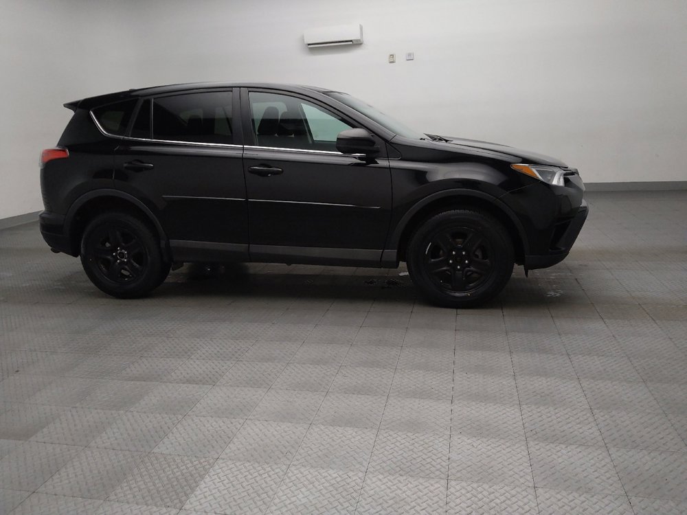 Used 2018 Toyota RAV4 LE w/ All Weather Liner Package AWD/4WD image 11