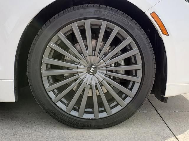 Used 2018 Lincoln MKZ Reserve w/ Climate Package image 28