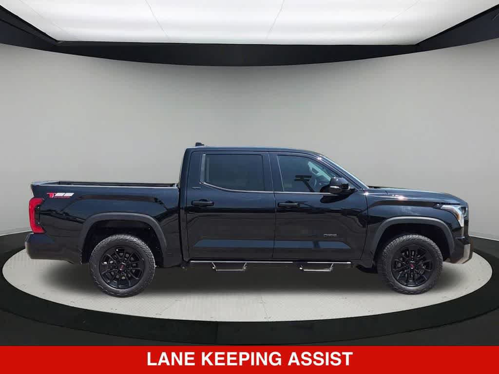 Used 2023 Toyota Tundra SR5 w/ SR5 Convenience Package AWD/4WD image 8