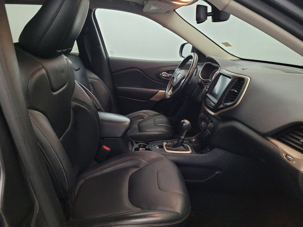 Used 2018 Jeep Cherokee Limited AWD/4WD image 21