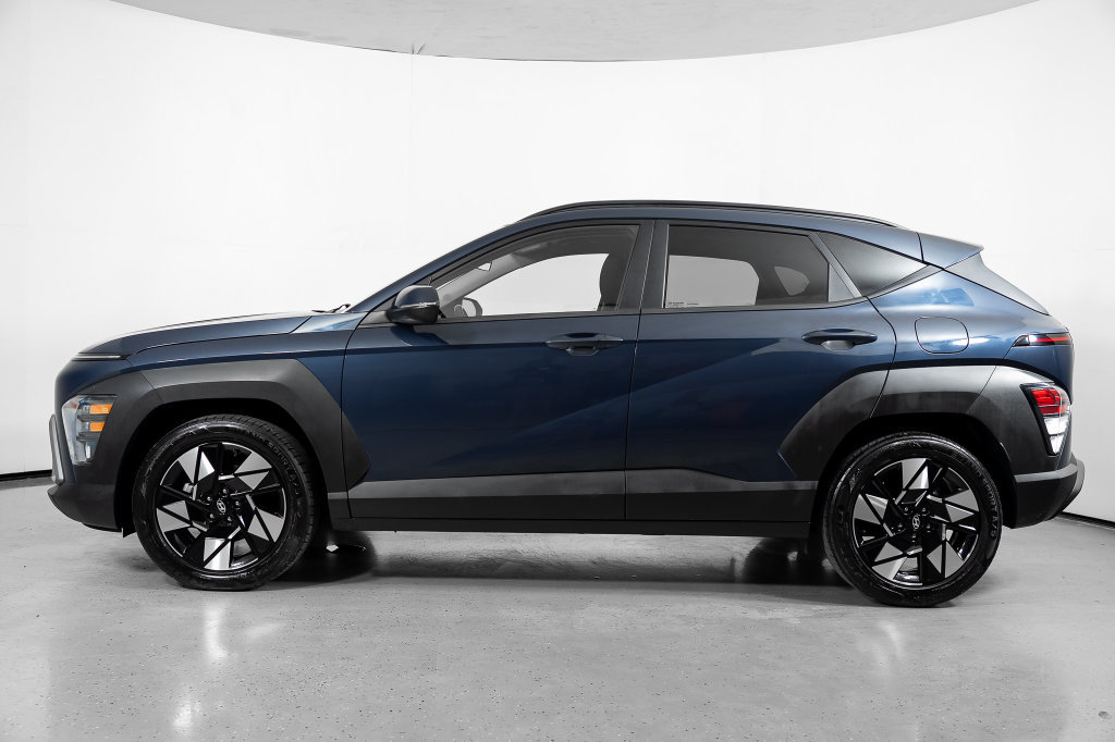 Certified 2025 Hyundai Kona SEL FWD image 13