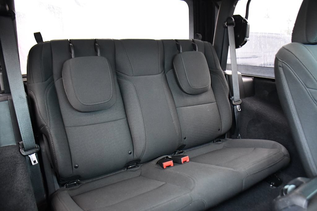 Used 2021 Jeep Wrangler Sport AWD/4WD image 17