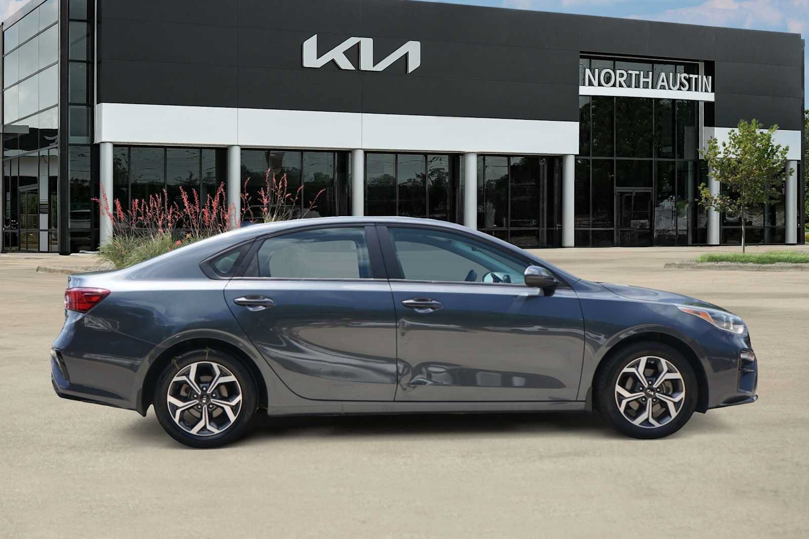 Used 2021 Kia Forte LXS FWD image 5