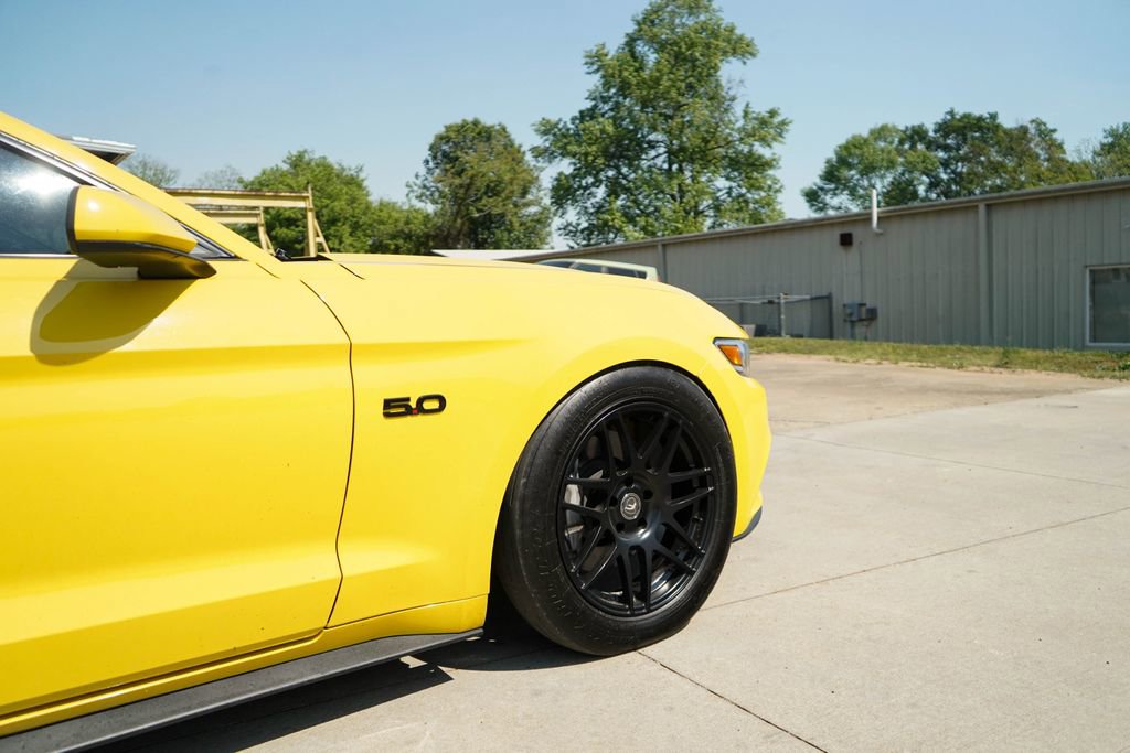 Used 2017 Ford Mustang GT w/ Black Accent Package image 12