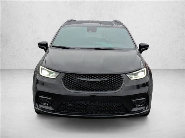 New 2026 Chrysler Pacifica Select w/ S Appearance Package FWD image 2