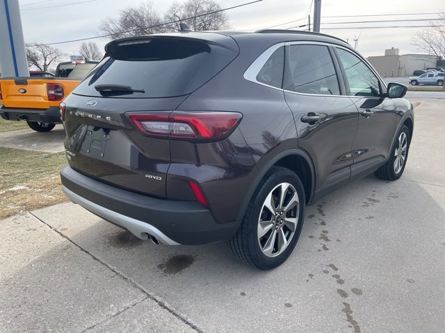 Used 2023 Ford Escape Platinum image 13