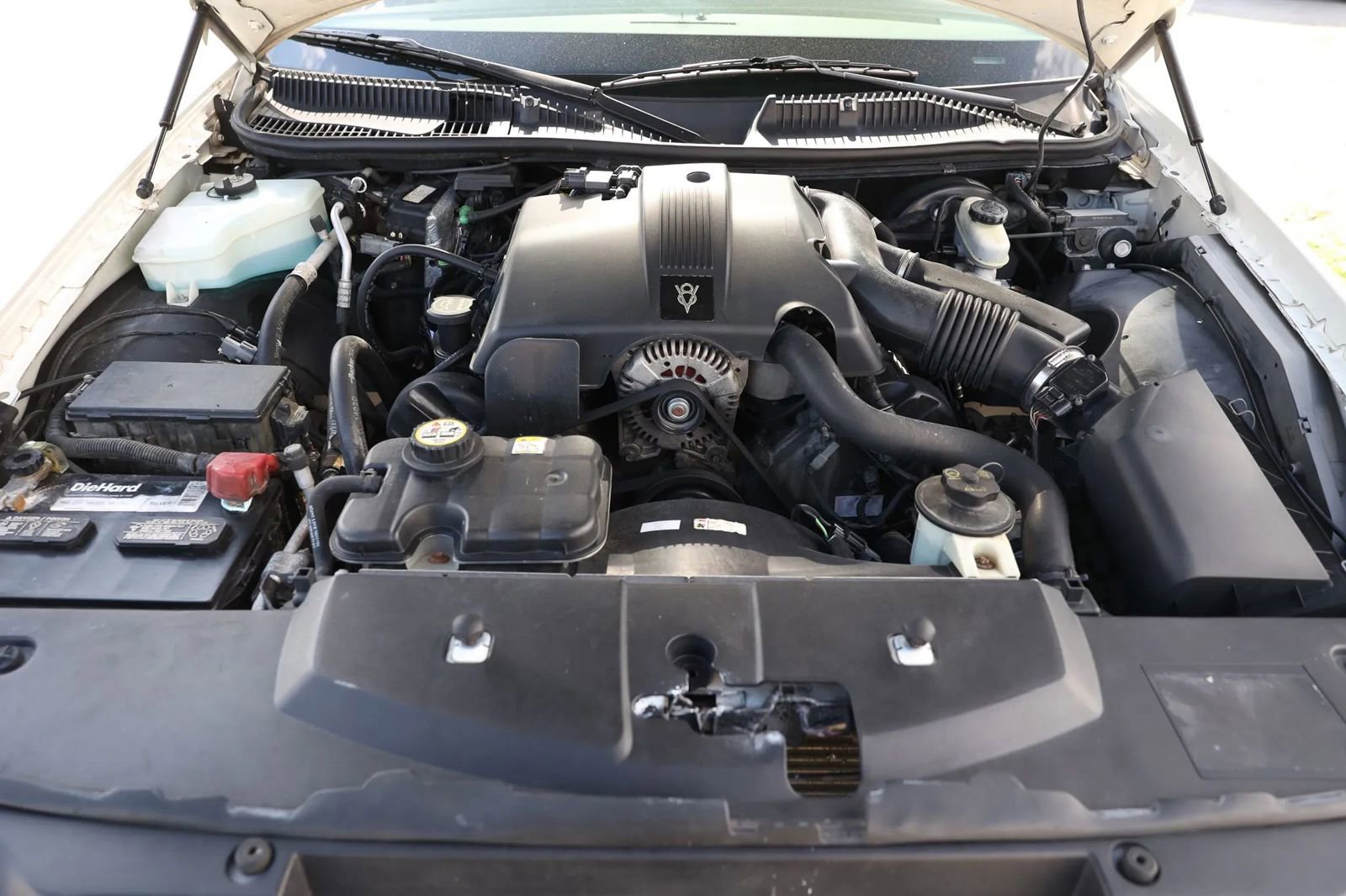 Used 2003 Lincoln Town Car Executive image 38