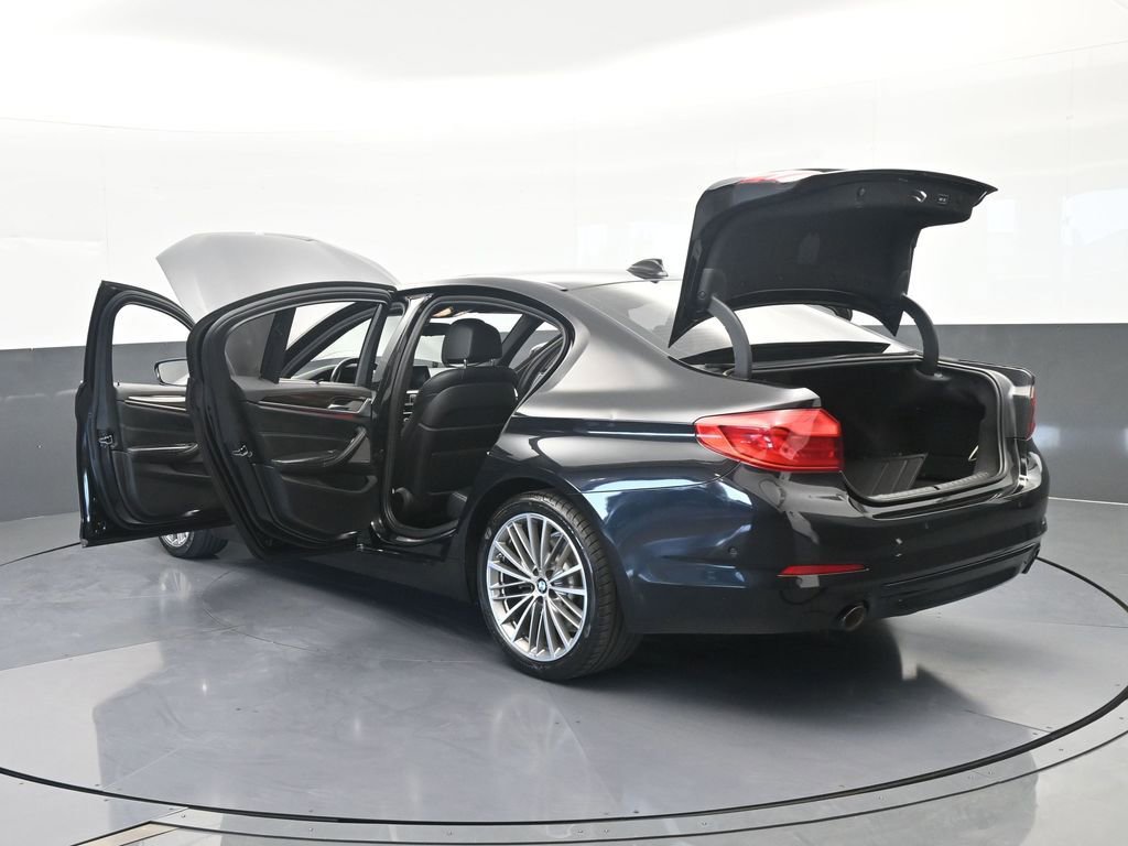 Used 2019 BMW 530i w/ Premium Package RWD image 87