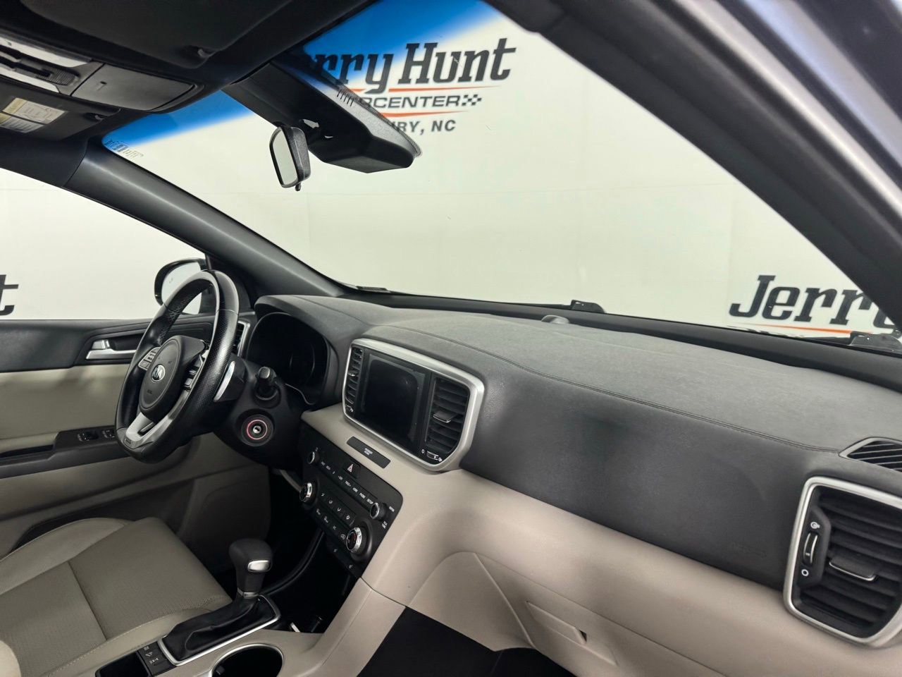 Used 2020 Kia Sportage S w/ S Sunroof Package AWD/4WD image 44
