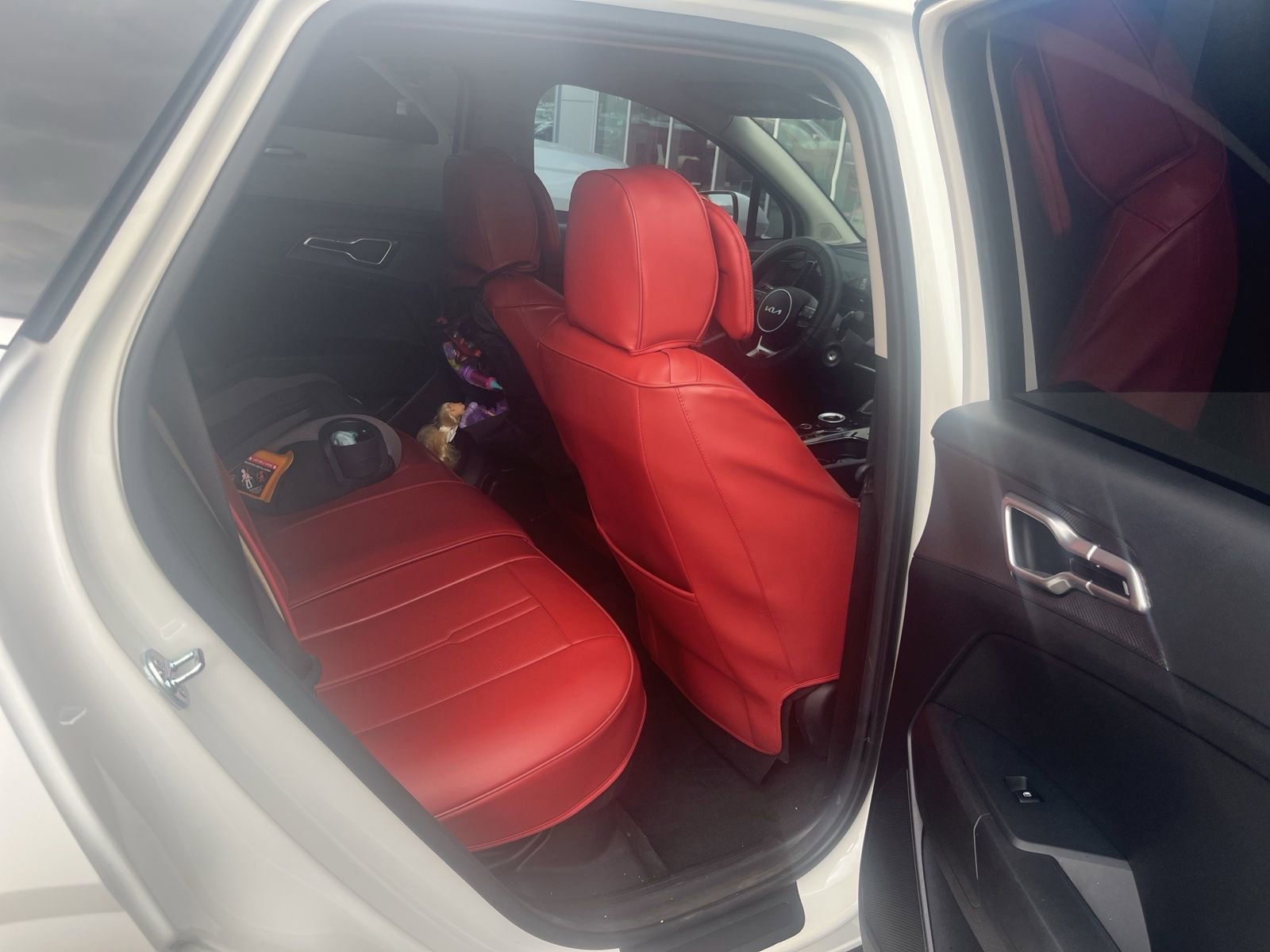 Used 2024 Kia Sportage LX AWD/4WD image 9