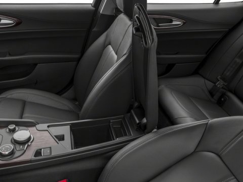 Used 2017 Alfa Romeo Giulia Ti w/ TI 19" Sport Package image 18