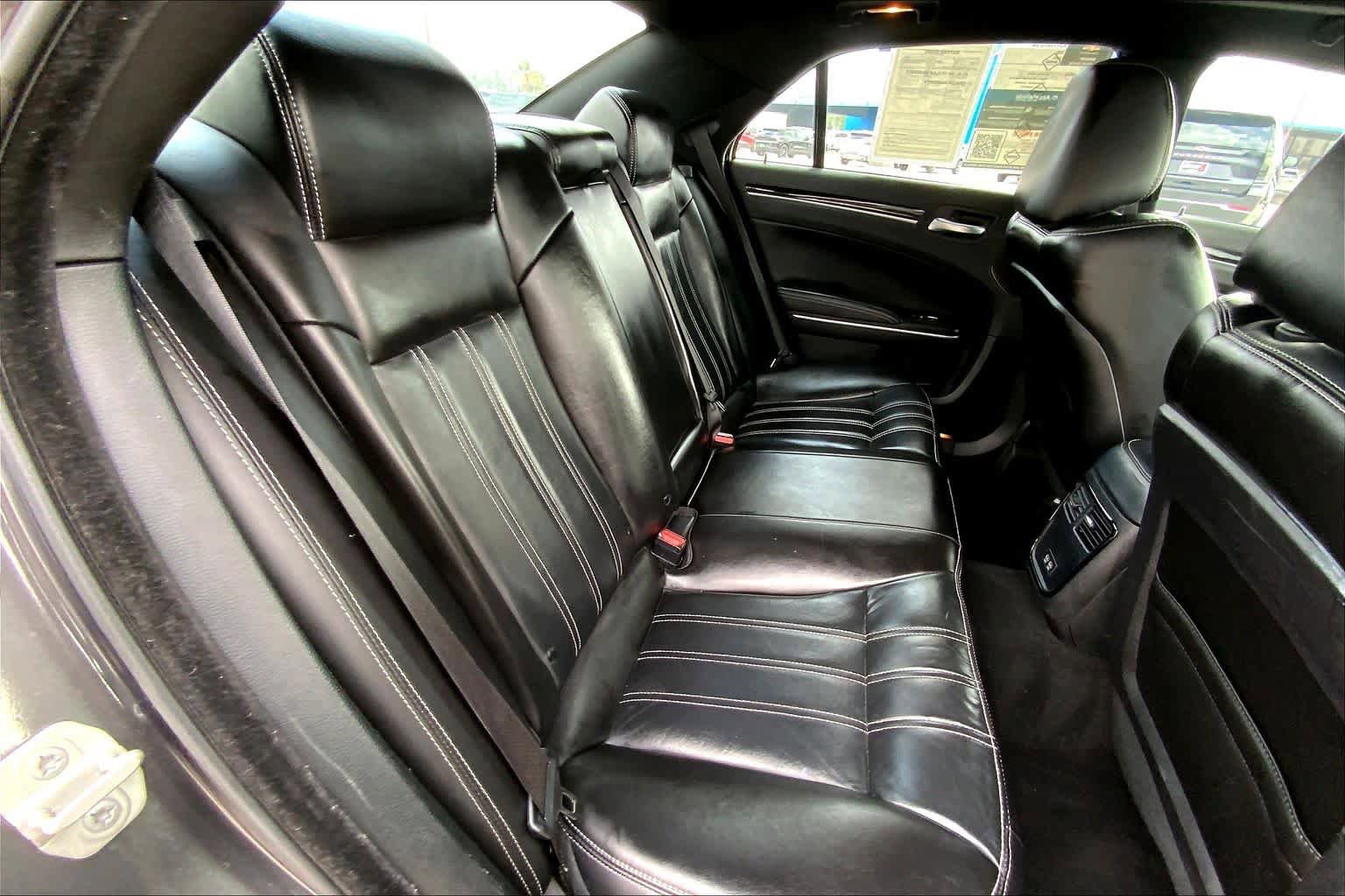 Used 2023 Chrysler 300 S image 20