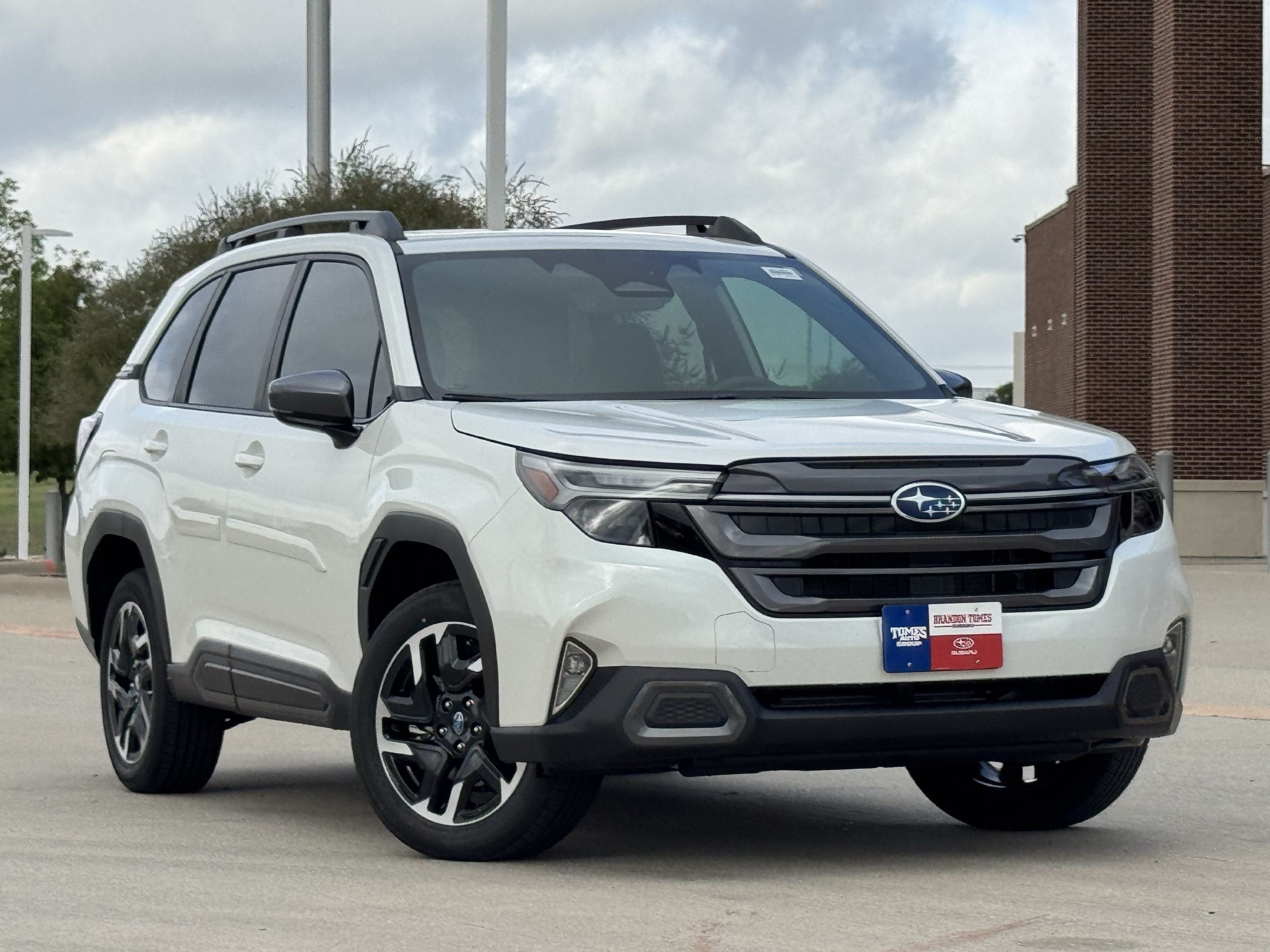 New 2026 Subaru Forester Limited AWD/4WD image 2