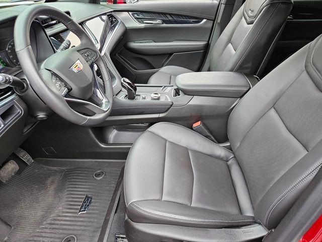 Certified 2025 Cadillac XT6 Premium Luxury w/ LPO, Floor Liner Package image 7