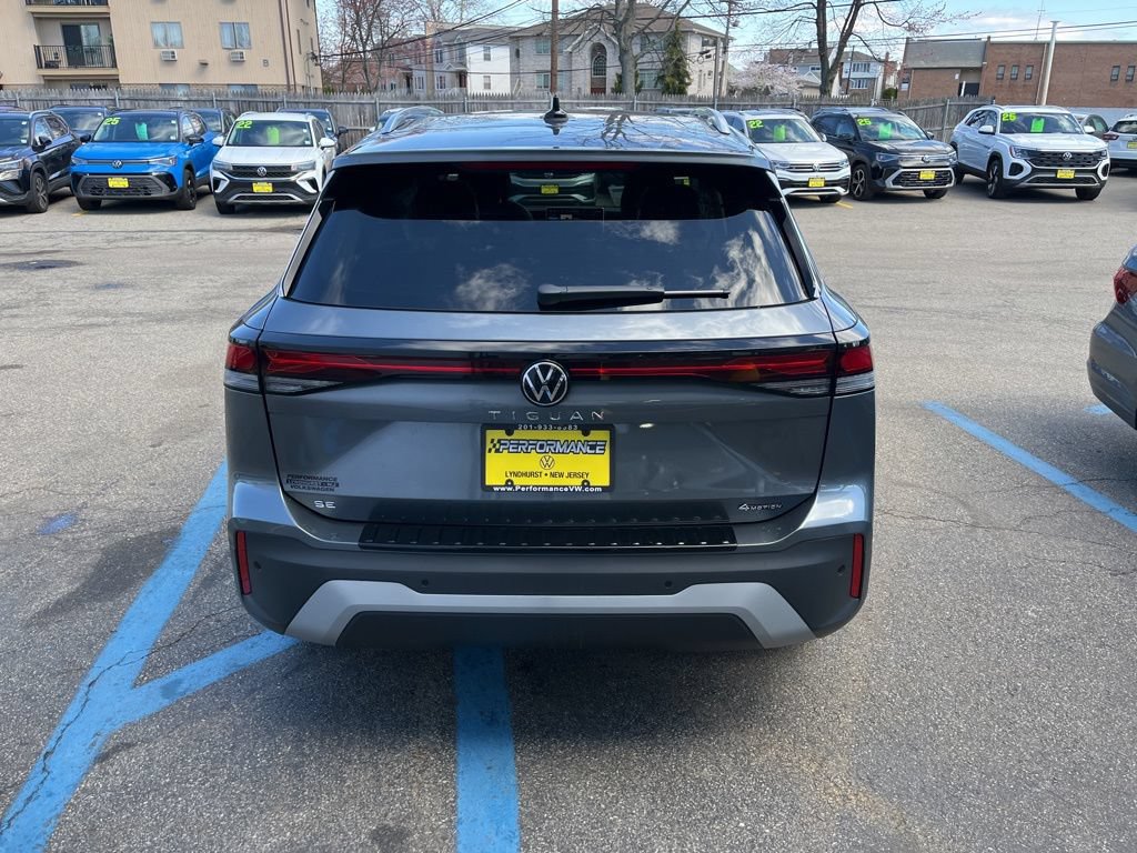 New 2026 Volkswagen Tiguan SE AWD/4WD image 9