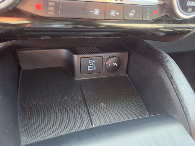 Used 2022 Ford Escape SE w/ Convenience Package FWD image 10