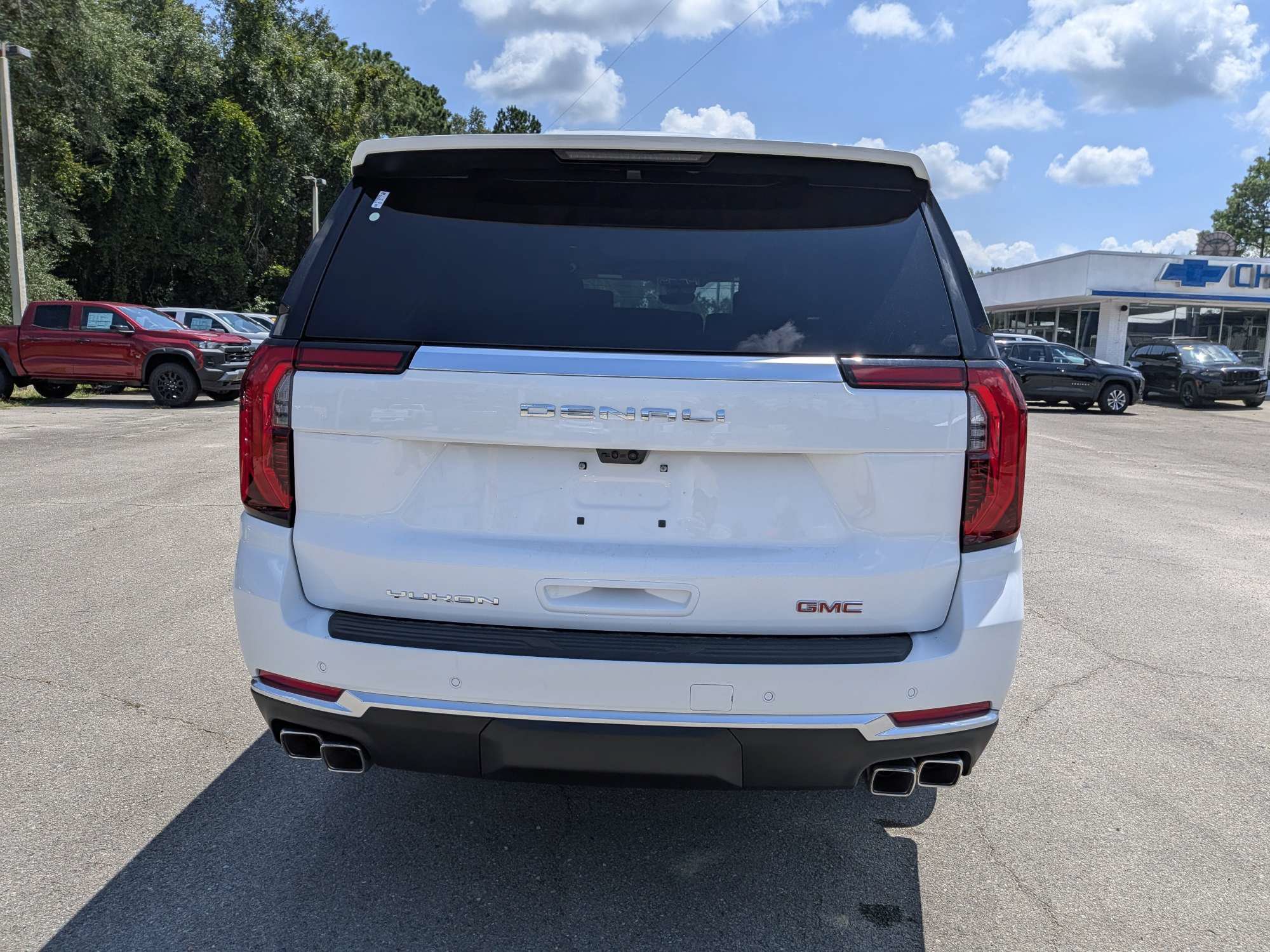 New 2026 GMC Yukon XL Denali w/ Advanced Technology Package AWD/4WD image 5