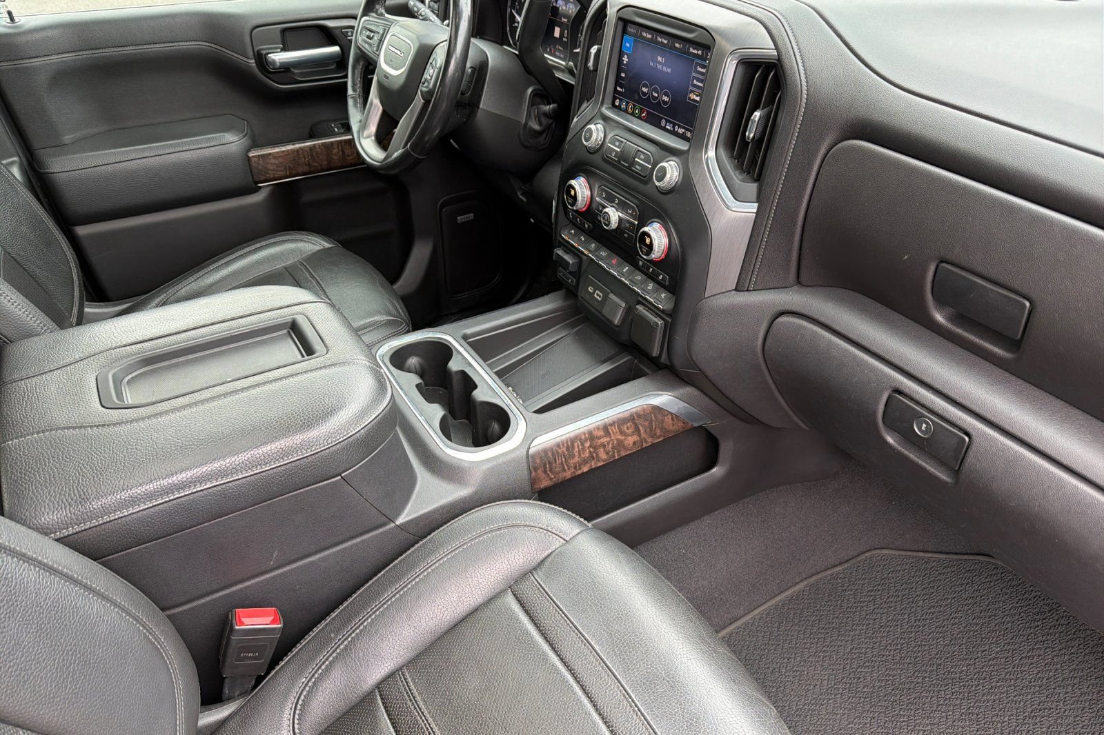 Used 2020 GMC Sierra 1500 Denali w/ Denali Ultimate Package AWD/4WD image 18