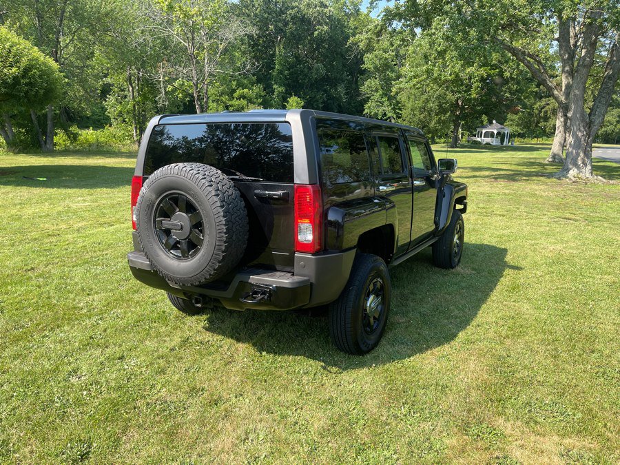 Used 2008 HUMMER H3 w/ Chrome Appearance Package AWD/4WD image 16