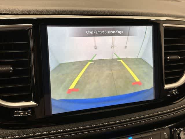 Used 2026 Chrysler Pacifica Limited FWD image 23