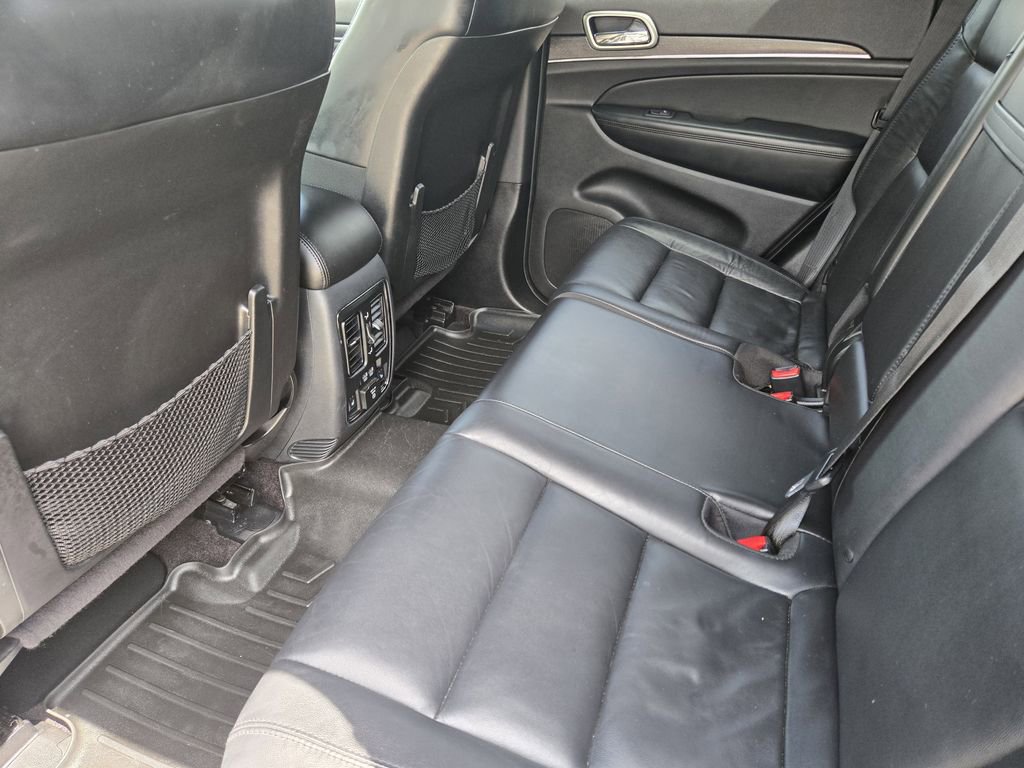 Used 2018 Jeep Grand Cherokee Limited AWD/4WD image 29