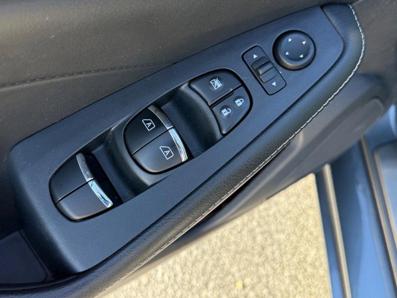 Used 2020 Nissan Maxima Platinum w/ Sport Mat Group image 16