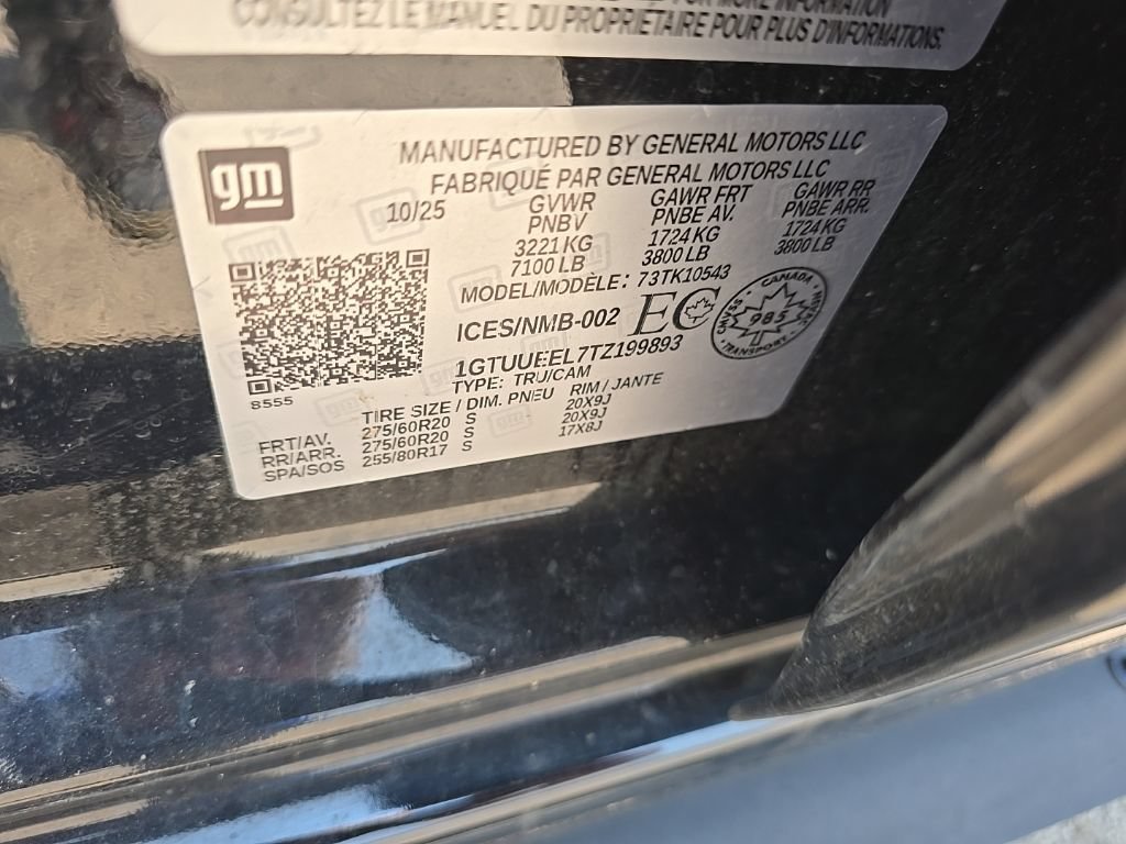 Used 2026 GMC Sierra 1500 AT4 w/ AT4 Premium Package AWD/4WD image 14