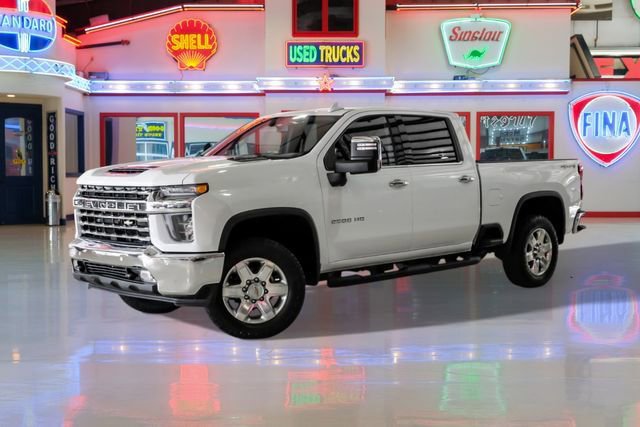 Used 2022 Chevrolet Silverado 2500 LTZ w/ LTZ Plus Package image 2
