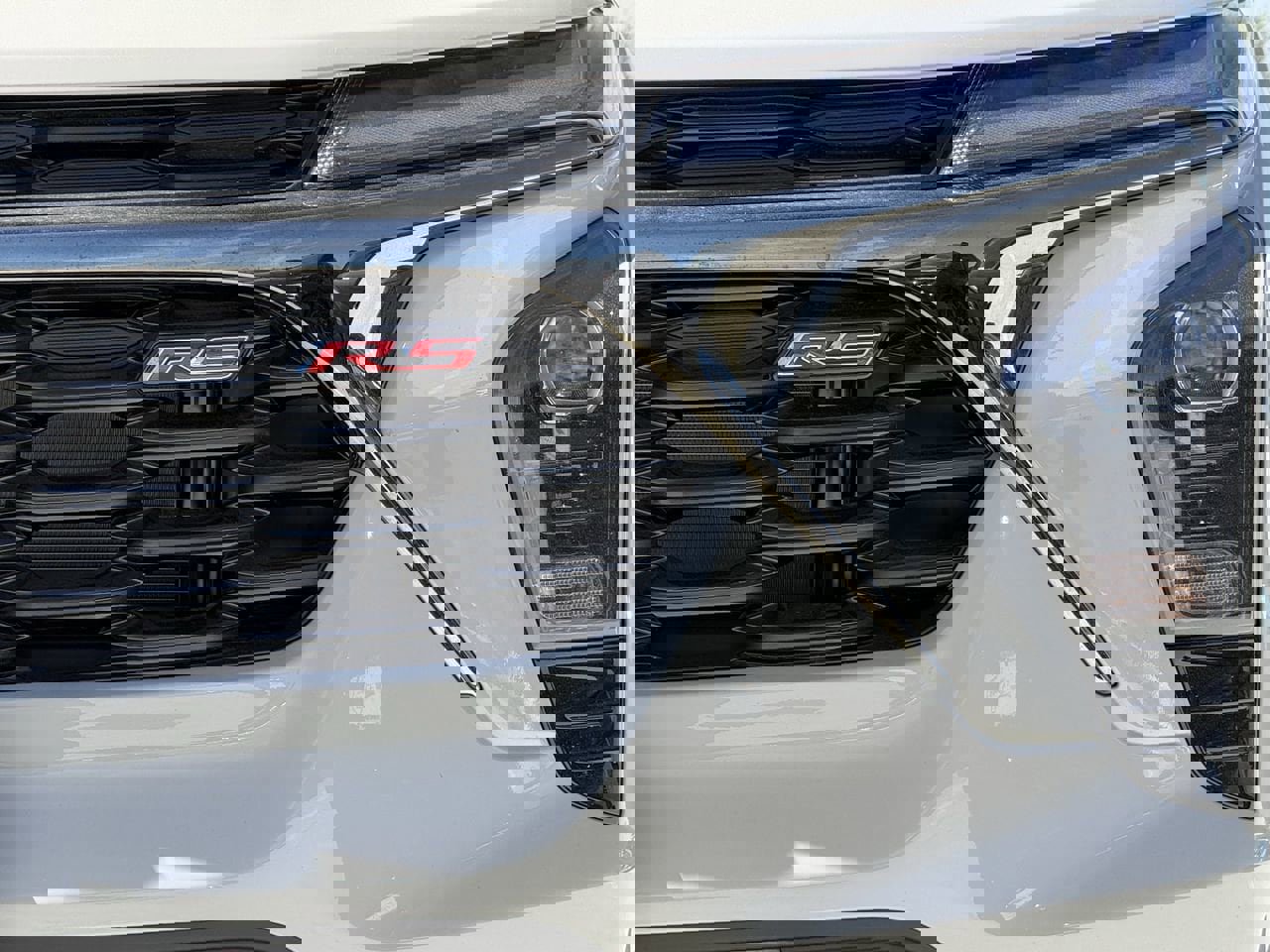 New 2026 Chevrolet Trax RS w/ Sunroof Package FWD image 8