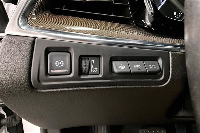 Used 2022 Cadillac XT5 Premium Luxury w/ Platinum Package AWD/4WD image 38