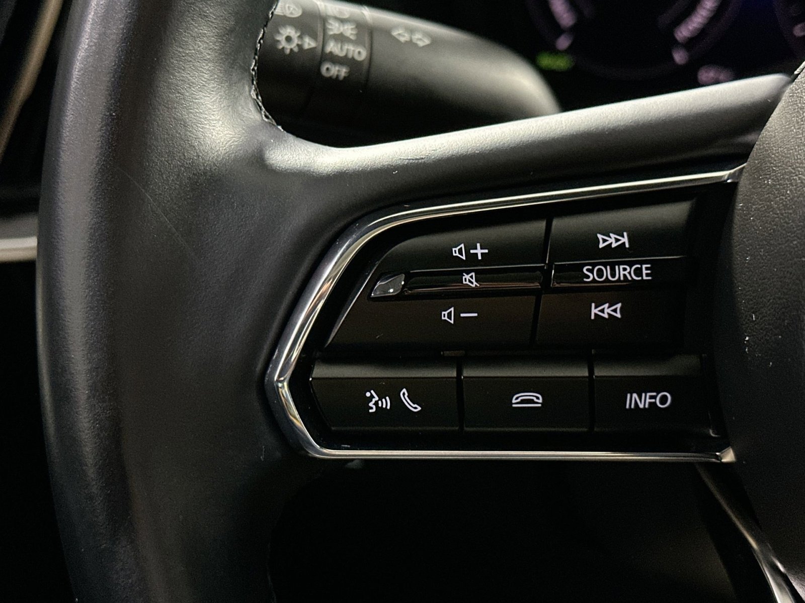 Used 2024 MAZDA CX-90 Plug-In Hybrid w/ Premium Plus image 21