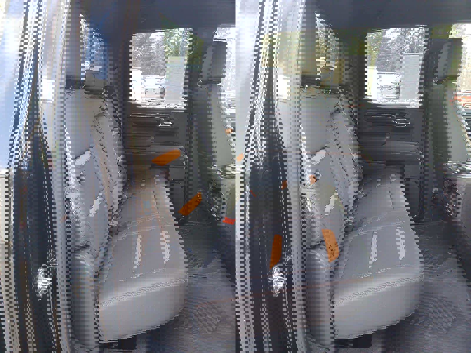 Used 2024 GMC Sierra 1500 AT4 w/ AT4 Premium Package image 24