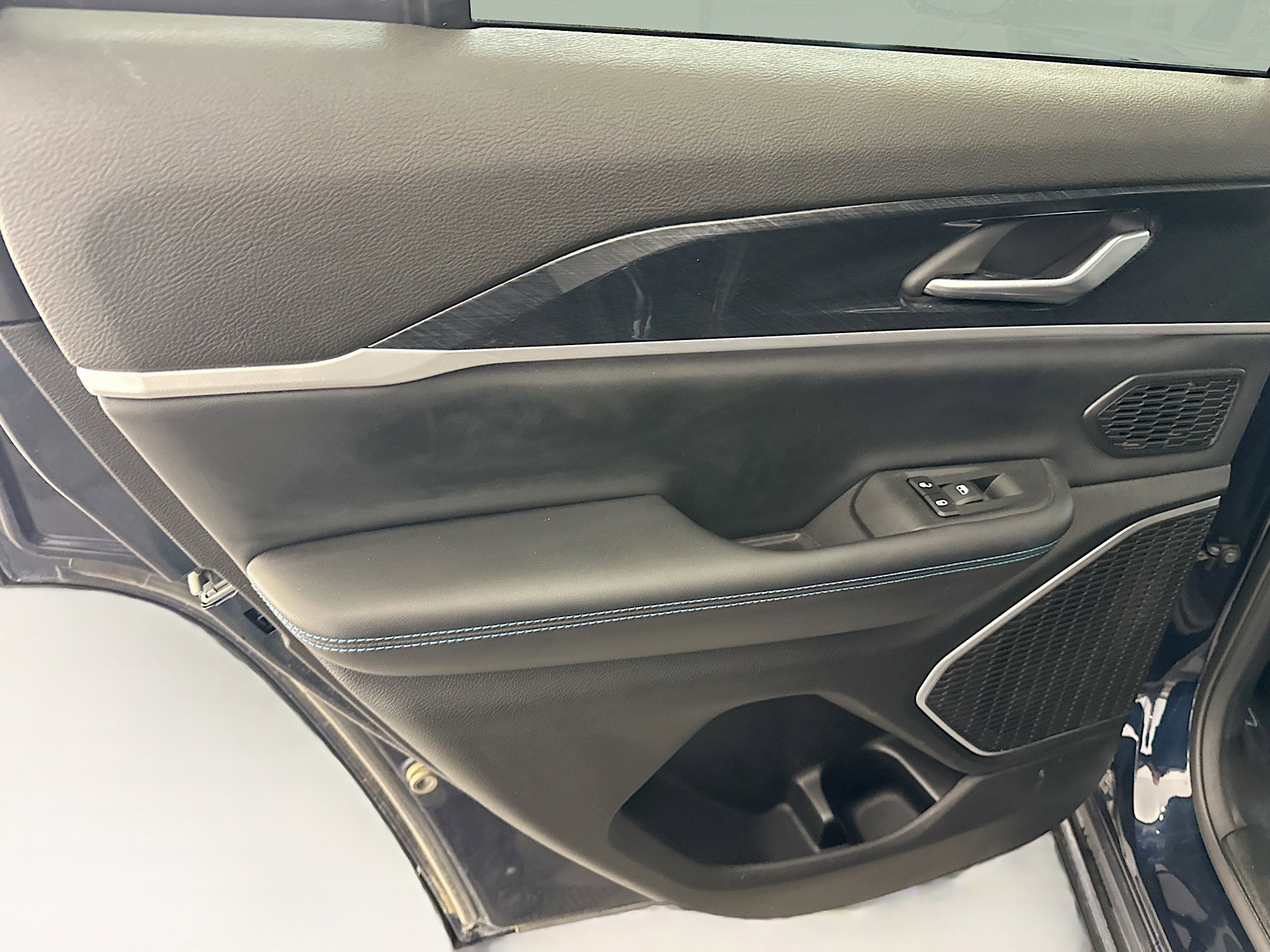 Used 2022 Jeep Grand Cherokee Trailhawk w/ Advanced Protech Group II image 27