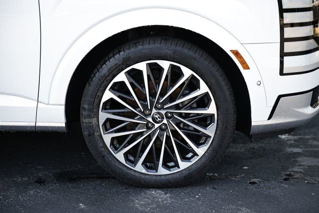 Used 2026 Hyundai Palisade Calligraphy AWD/4WD image 5