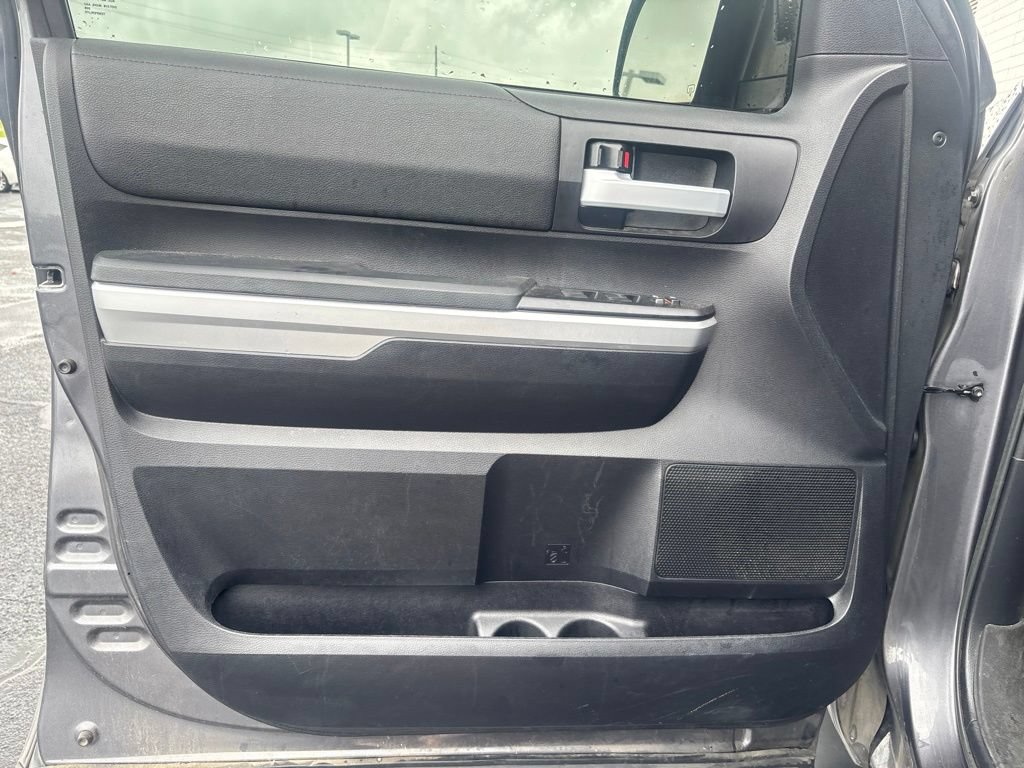 Used 2016 Toyota Tundra SR5 RWD image 6