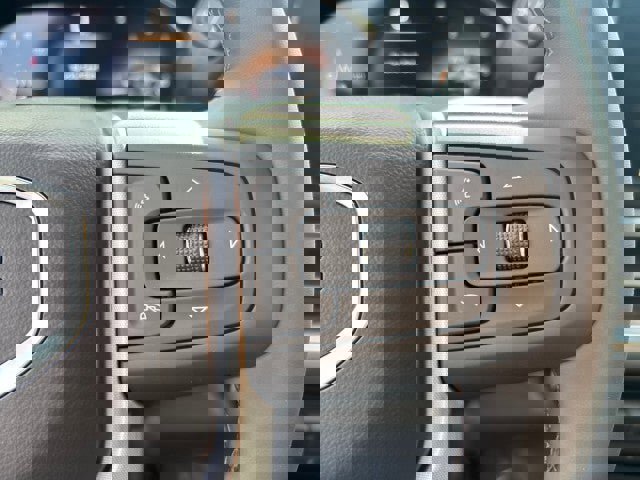 New 2026 GMC Sierra 1500 SLE w/ Preferred Package image 19