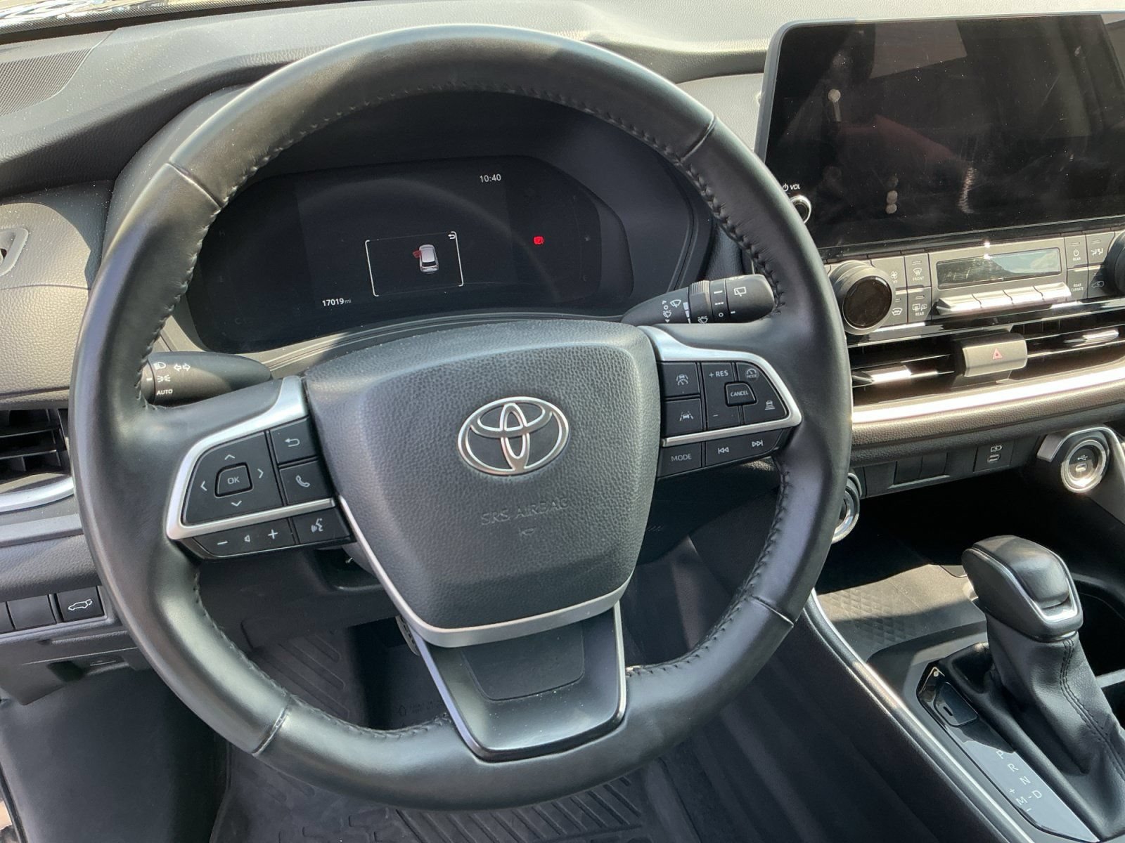 Used 2025 Toyota Grand Highlander AWD image 12
