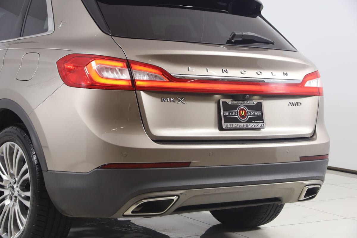 Used 2018 Lincoln MKX Reserve w/ Lincoln MKX Climate Package AWD/4WD image 24