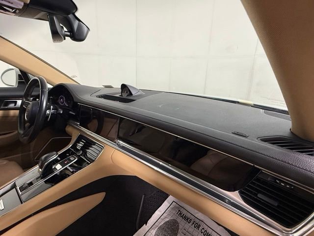Used 2021 Porsche Panamera RWD image 30