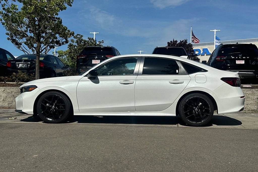 Used 2025 Honda Civic Sport image 7