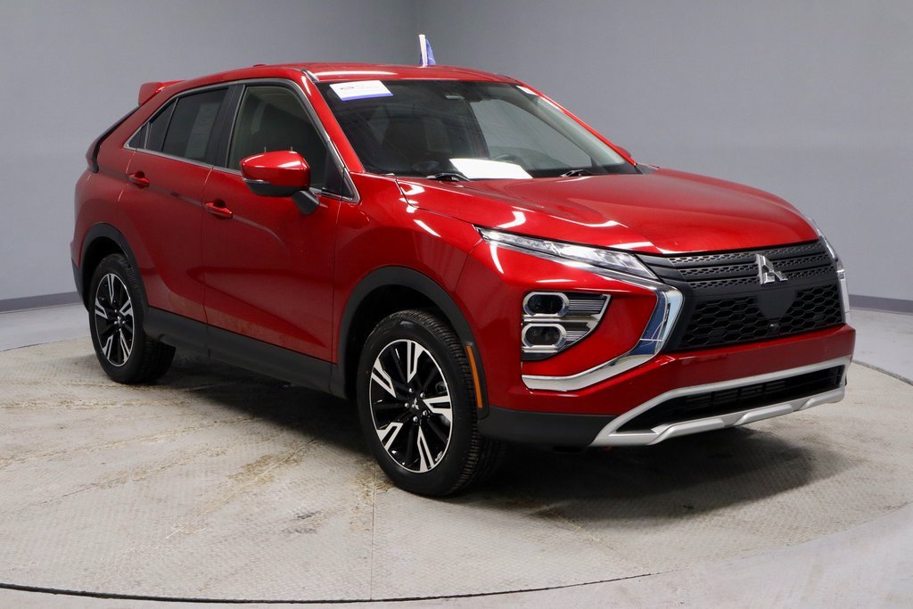 Used 2024 Mitsubishi Eclipse Cross SE image 1